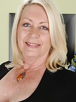 mom and daughter porn