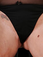 milf beaver cougar hot mom wife